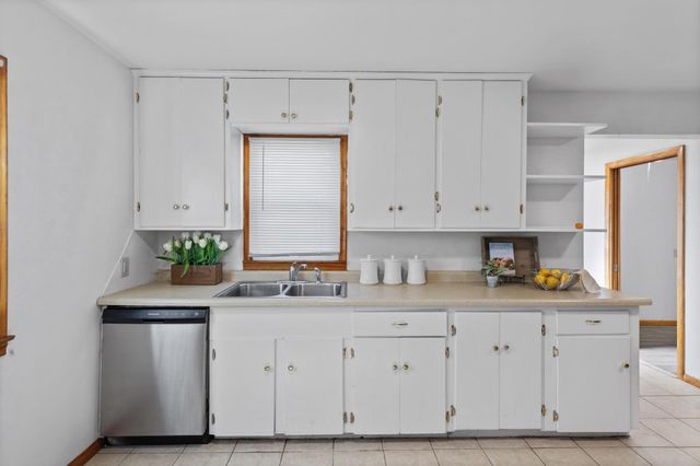 3747 Major Avenue N, Robbinsdale, MN 55422