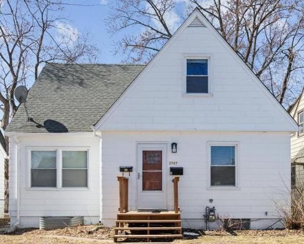 3747 Major Avenue N, Robbinsdale, MN 55422