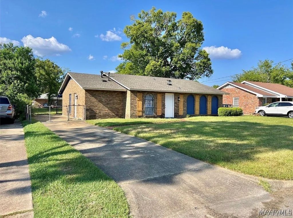 307 DAMAN Drive, Montgomery, AL 36108