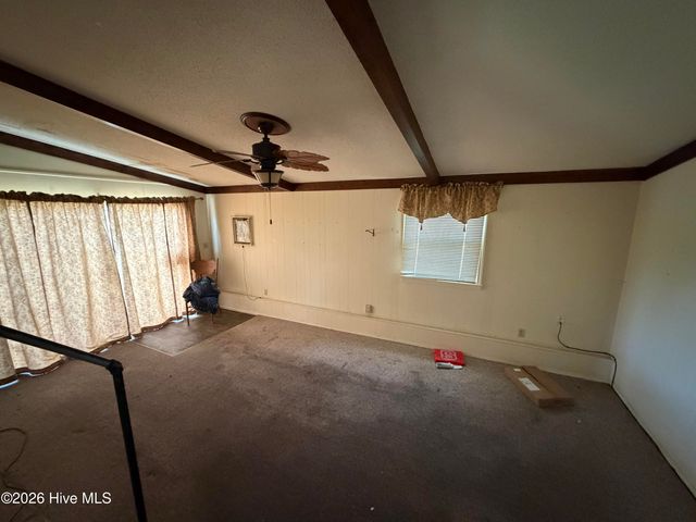 303 Sycamore Drive, Beaufort, NC 28516