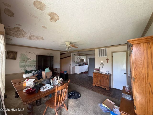 303 Sycamore Drive, Beaufort, NC 28516