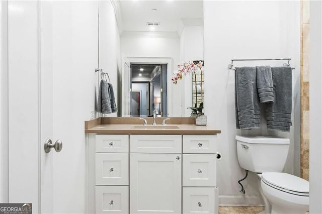 77 Peachtree Place NE 201, Atlanta, GA 30309