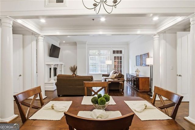 77 Peachtree Place NE 201, Atlanta, GA 30309