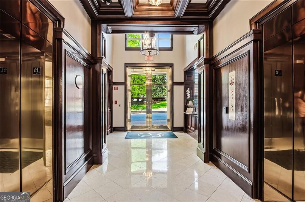 77 Peachtree Place NE 201, Atlanta, GA 30309 — photo 2