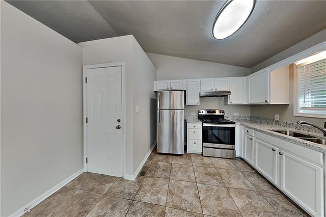 217 Remington Court, Dallas, GA 30132