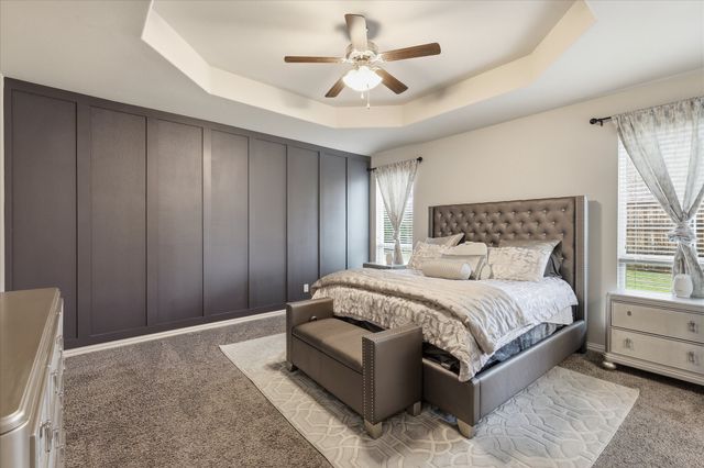 215 Equestrian Road, Hickory Creek, TX 75065