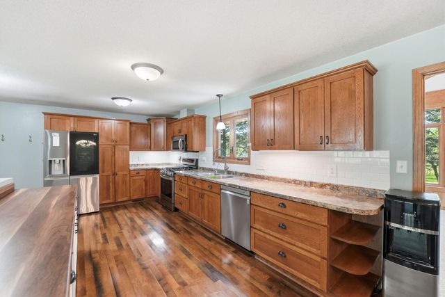 7344 26th Street NE, Willmar, MN 56201