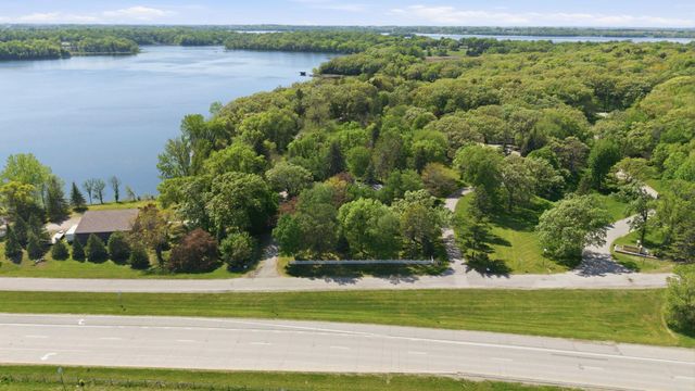 7344 26th Street NE, Willmar, MN 56201