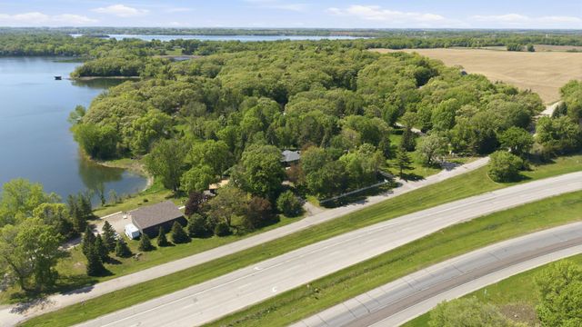 7344 26th Street NE, Willmar, MN 56201