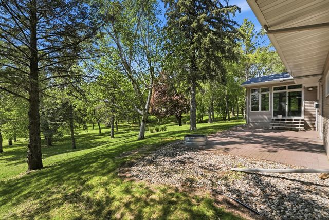 7344 26th Street NE, Willmar, MN 56201