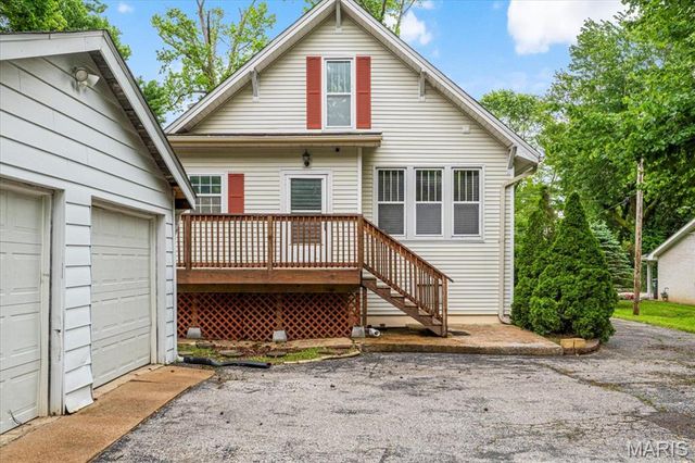 5 Bluff Drive, Belleville, IL 62223