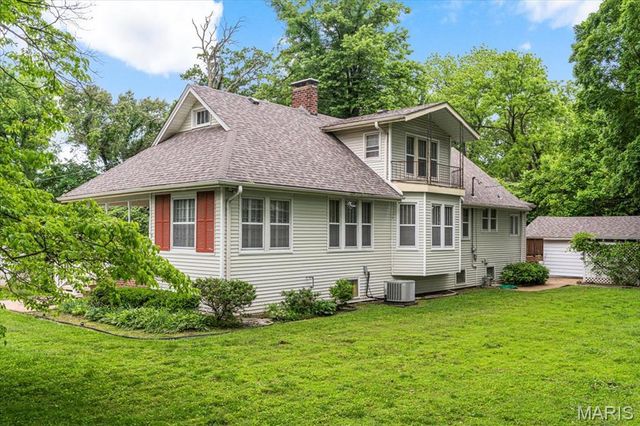 5 Bluff Drive, Belleville, IL 62223
