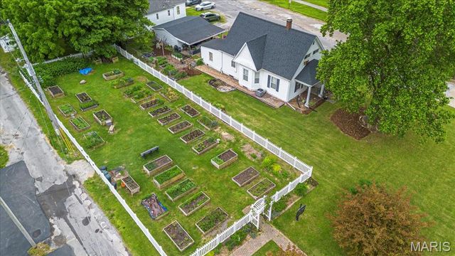 5 Bluff Drive, Belleville, IL 62223