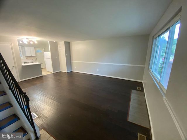 7970 RIGGS RD, Hyattsville, MD 20783