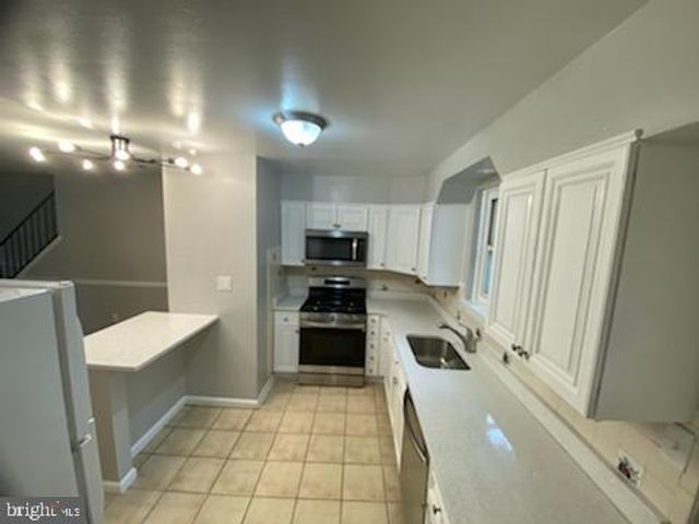 7970 RIGGS RD, Hyattsville, MD 20783