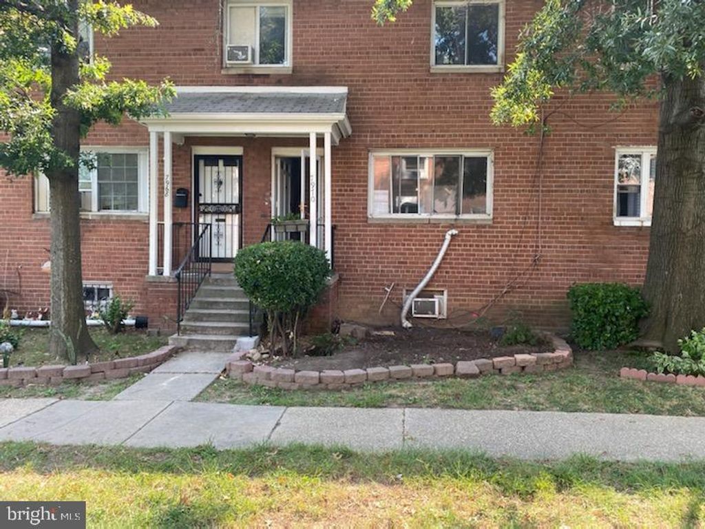 7970 RIGGS RD, Hyattsville, MD 20783