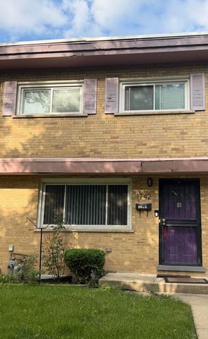 1742 Brown Avenue, Evanston, IL 60201