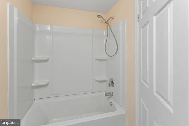 100 ROBBINSVILLE ALLENTOWN RD, Robbinsville, NJ 08691