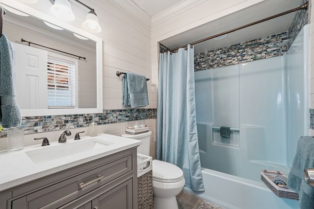 1252 Old Gum Log Road, Blairsville, GA 30512