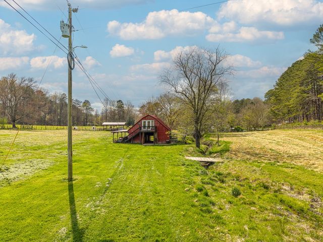 1252 Old Gum Log Road, Blairsville, GA 30512