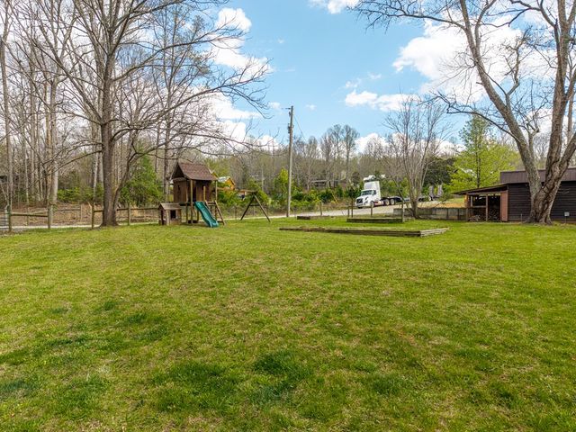 1252 Old Gum Log Road, Blairsville, GA 30512