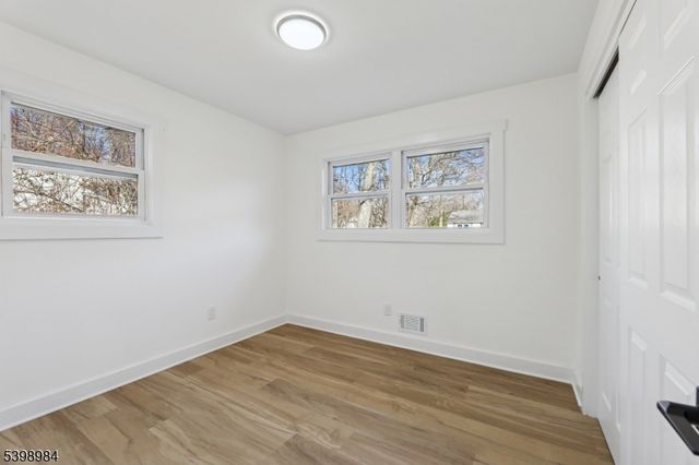 36 Ruth St, Hopatcong Boro, NJ 07874