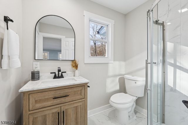 36 Ruth St, Hopatcong Boro, NJ 07874