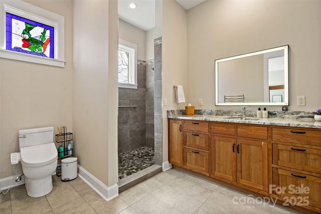 159 Settings Boulevard, Black Mountain, NC 28711