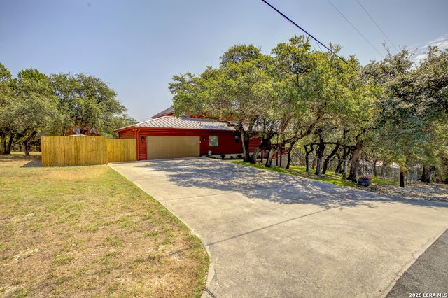 138 CANYON CRK, Canyon Lake, TX 78133