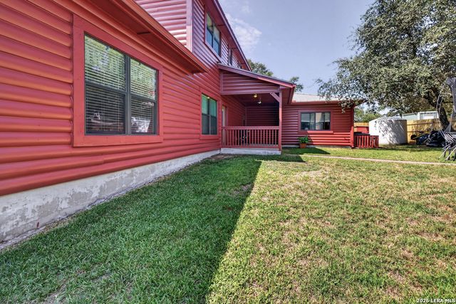 138 CANYON CRK, Canyon Lake, TX 78133