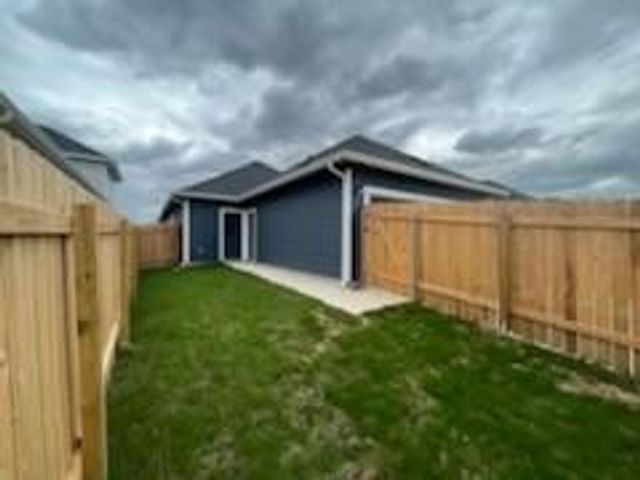 157 Mammoth DR, Kyle, TX 78640