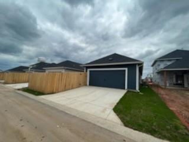 157 Mammoth DR, Kyle, TX 78640