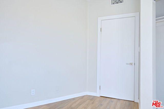 842 11th St 6, Santa Monica, CA 90403