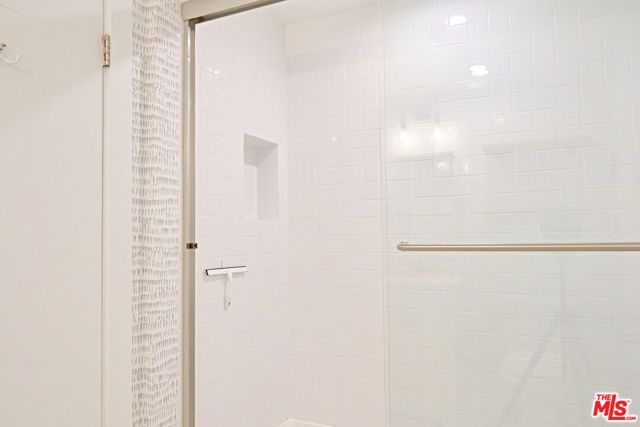 842 11th St 6, Santa Monica, CA 90403