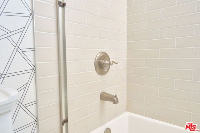 842 11th St 6, Santa Monica, CA 90403