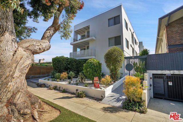 842 11th St 6, Santa Monica, CA 90403