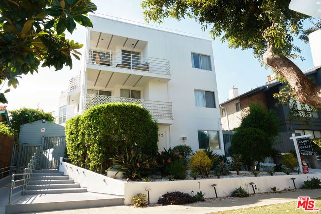 842 11th St 6, Santa Monica, CA 90403