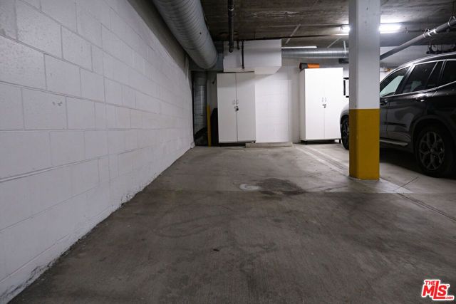 842 11th St 6, Santa Monica, CA 90403