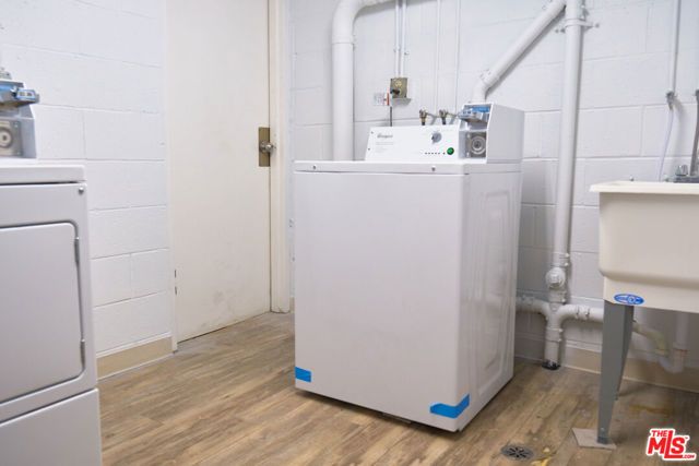 842 11th St 6, Santa Monica, CA 90403