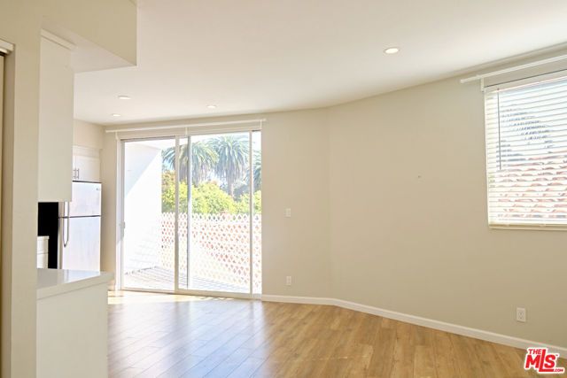 842 11th St 6, Santa Monica, CA 90403