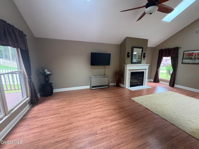 237 Thimbleberry Road, Malta, NY 12020