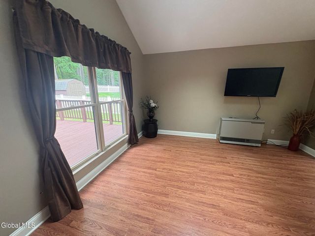 237 Thimbleberry Road, Malta, NY 12020