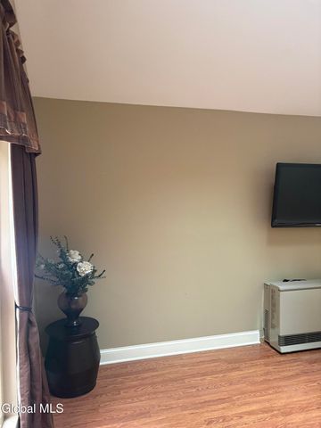 237 Thimbleberry Road, Malta, NY 12020