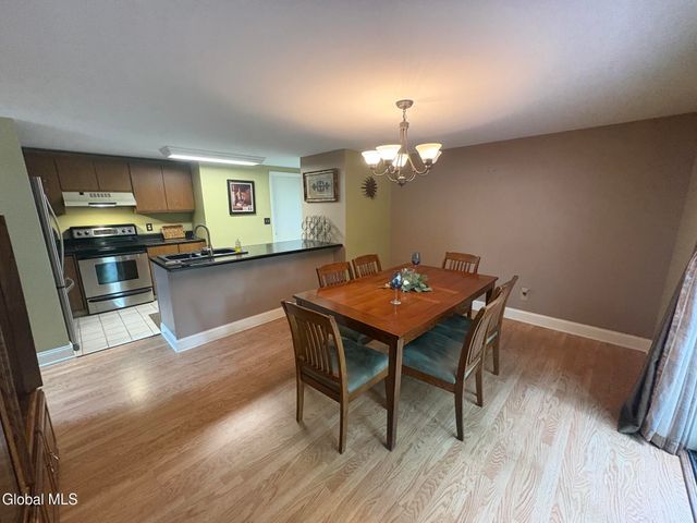 237 Thimbleberry Road, Malta, NY 12020