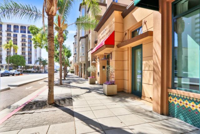 2400 5Th Ave 326, San Diego, CA 92101