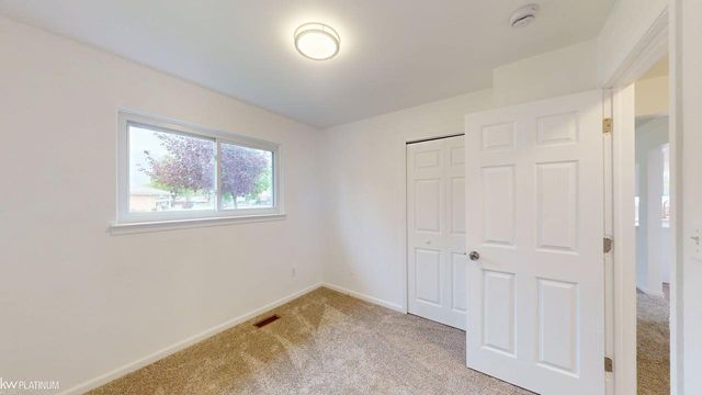 14205 Brandywine Road, Sterling Heights, MI 48312