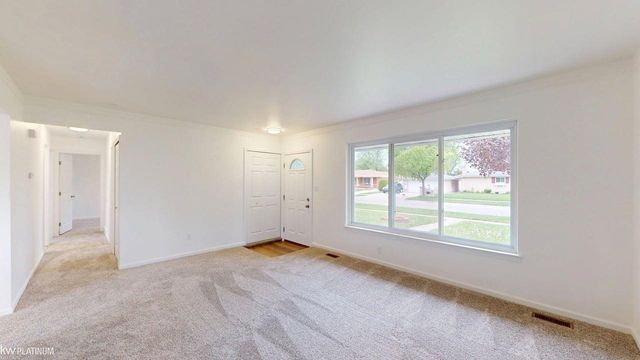 14205 Brandywine Road, Sterling Heights, MI 48312