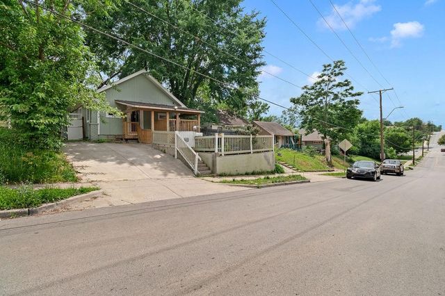 5441 E 27th Street, Kansas City, MO 64127