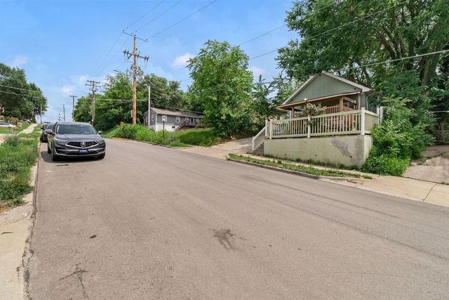 5441 E 27th Street, Kansas City, MO 64127