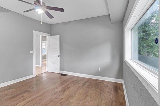5441 E 27th Street, Kansas City, MO 64127